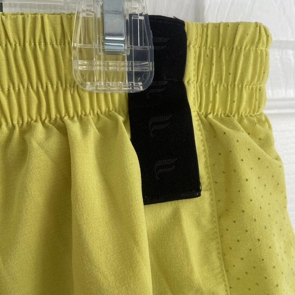 Fabletics Womens Size XXL Athletic Lined Shorts Yellow Back Pocket Reflector GUC - Picture 6 of 14